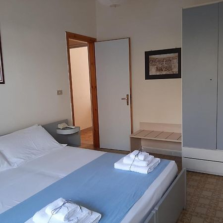 Le Barchette Villa San Cataldo  Luaran gambar