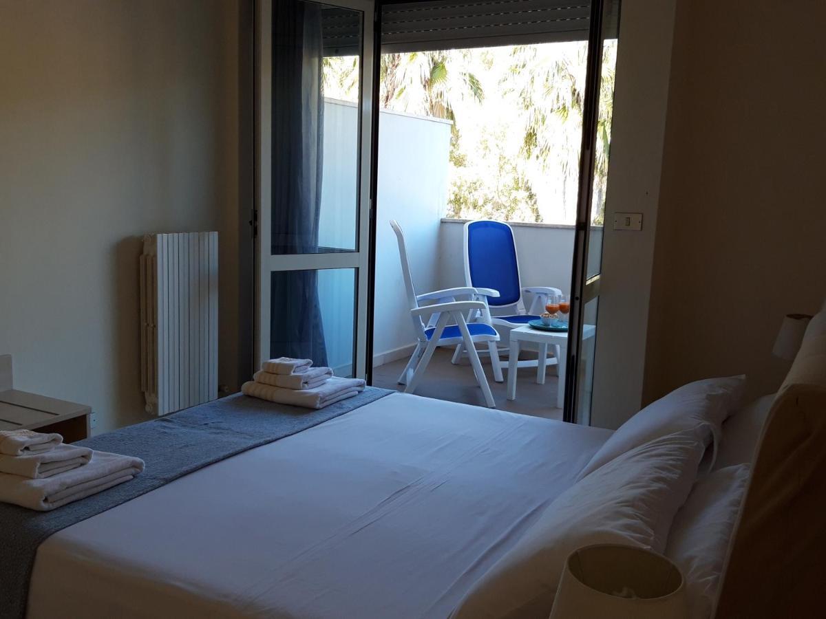 Le Barchette Villa San Cataldo  Luaran gambar