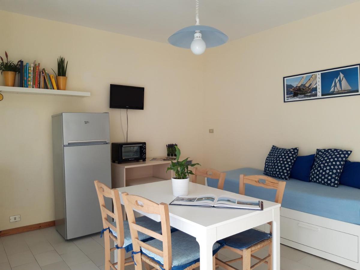 Le Barchette Villa San Cataldo  Luaran gambar