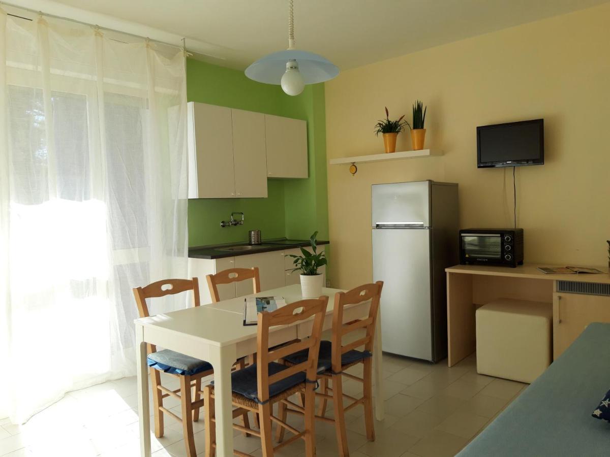 Le Barchette Villa San Cataldo  Luaran gambar