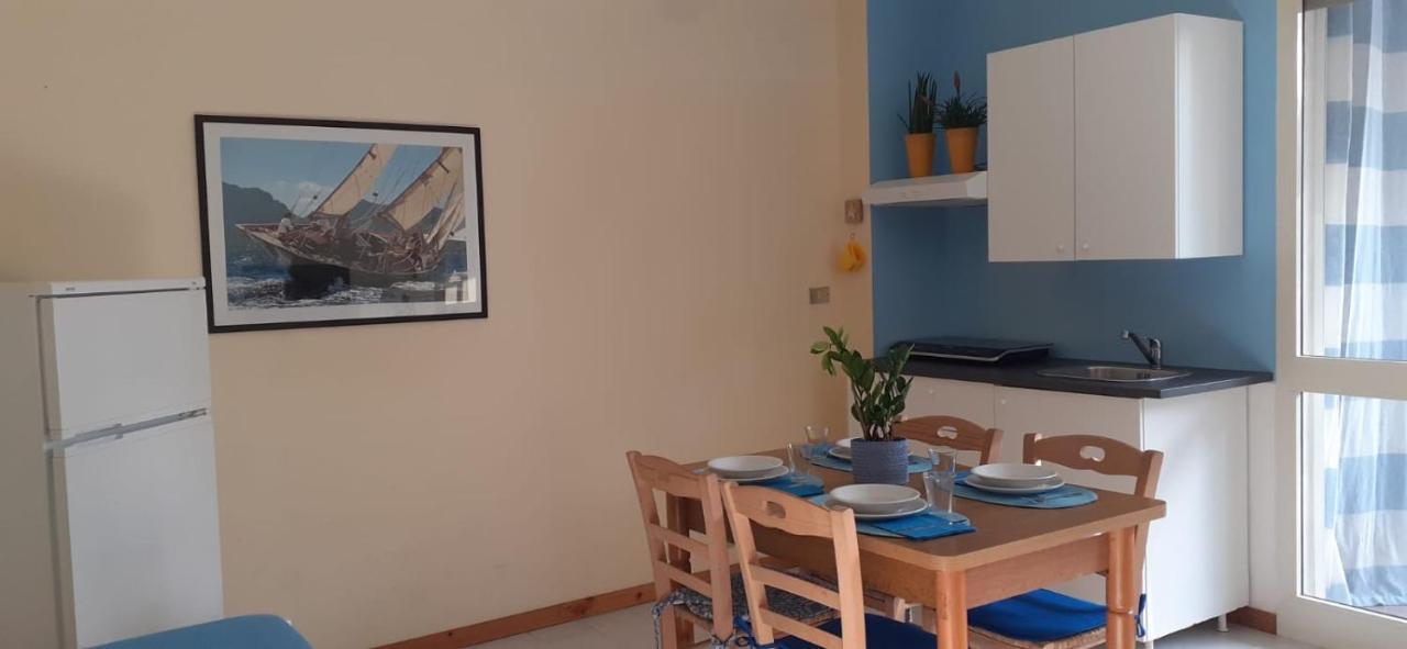 Le Barchette Villa San Cataldo  Luaran gambar