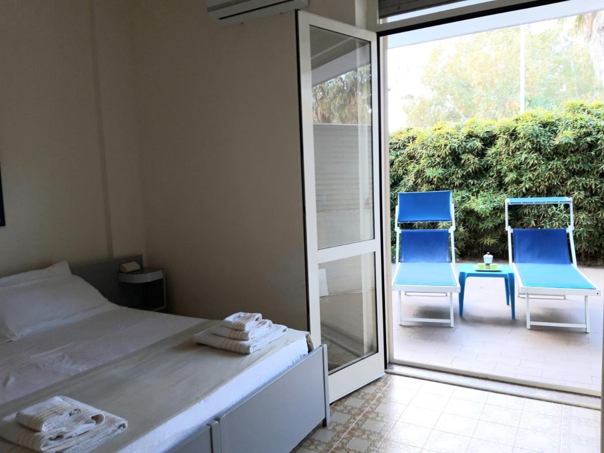 Le Barchette Villa San Cataldo  Luaran gambar