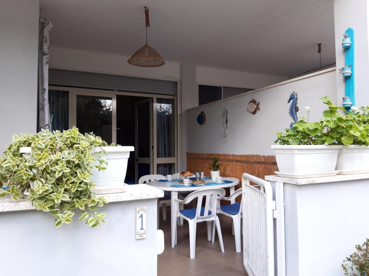 Le Barchette Villa San Cataldo  Luaran gambar